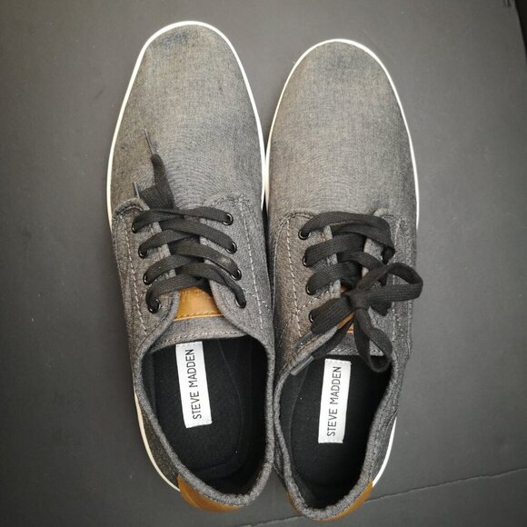 Steve Madden Men's Size 11.5 Dark Grey Lace Closure Fenta Deck Shoes - Picture 3 of 8